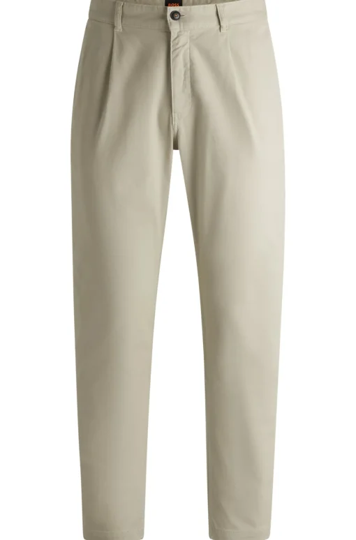 Herren Boss Orange Chino aus Stretch-Baumwolle mit Dobby-Struktur und Bundfalten