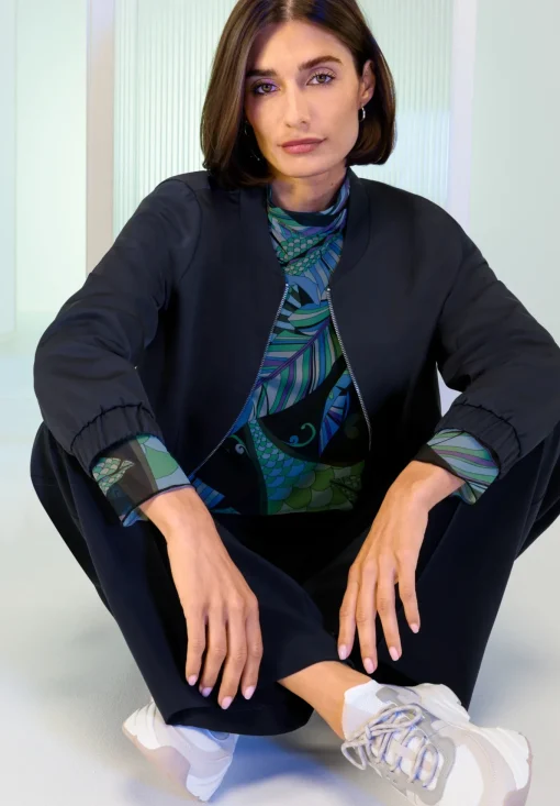 Damen Bianca Cooles Print-Shirt mit Rollkragen in Mesh-Ware