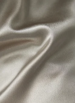 Damen Lecomte Hose in Glanzoptik