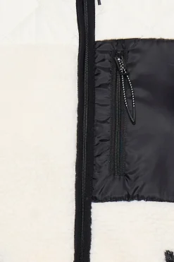 Damen TheJoggConcept JCBERRI Teddyjacke