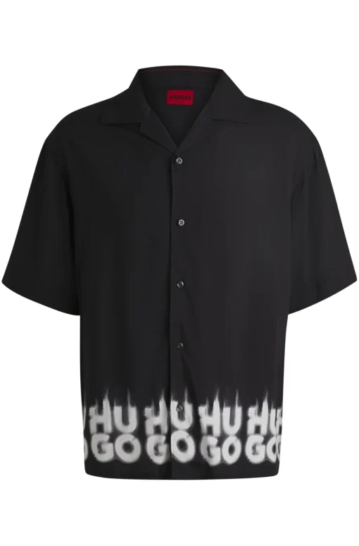 Herren Hugo Red Kurzärmeliges Oversized Hemd mit Smoke-Logo-Print am Saum