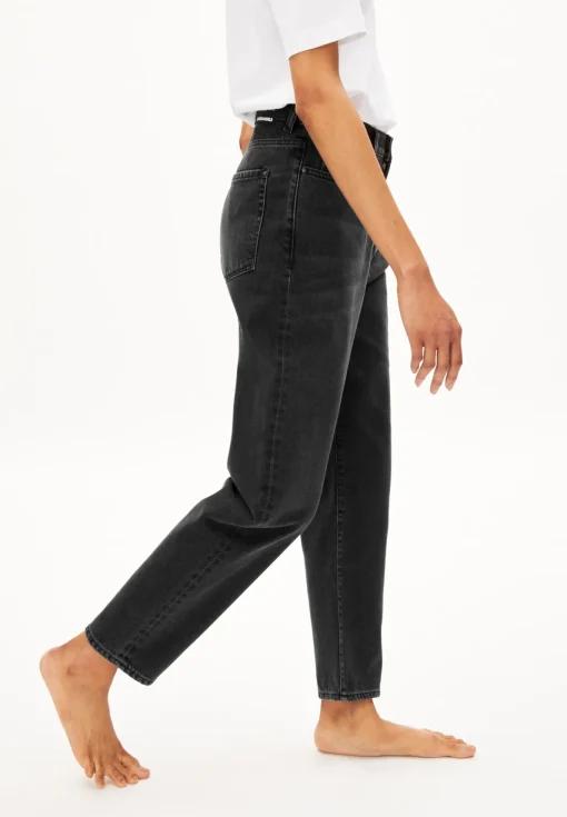 Damen armedangels Mom Jeans 'Mairaa'