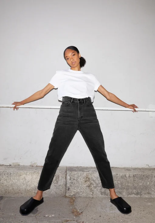 Damen armedangels Mom Jeans 'Mairaa'