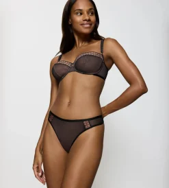Damen Triumph Palina Cosmic Heartbeat String