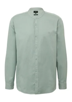 Herren QS Regular Fit: Gewaschenes Stehkragenhemd mit Logo-Stickerei
