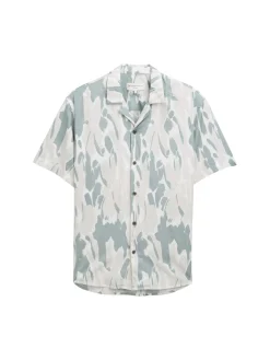 Herren Tom Tailor Denim Relaxed Fit Kurzarmhemd im Hawaii-Look