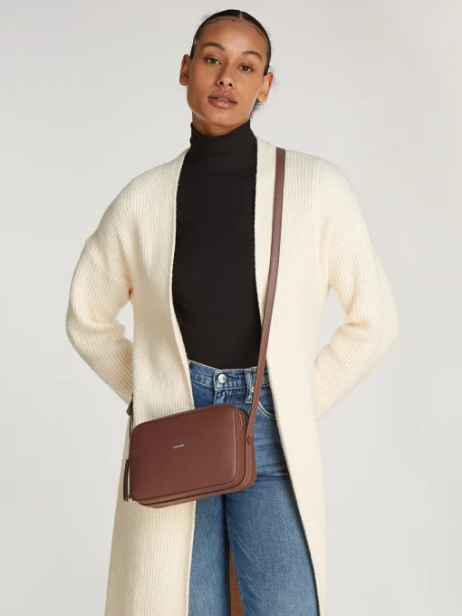 Damen Calvin Klein Saffiano Kameratasche