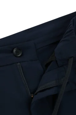 Herren Boss Green Schmal geschnittene Shorts aus dehnbarer Popeline