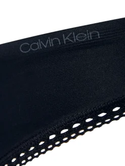 Damen Calvin Klein String Liquid Touch