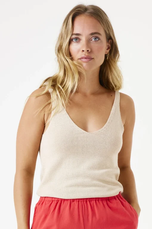 Damen Garcia Tops