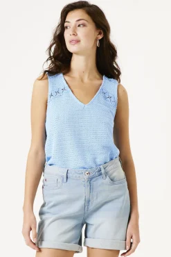 Damen Garcia Tops