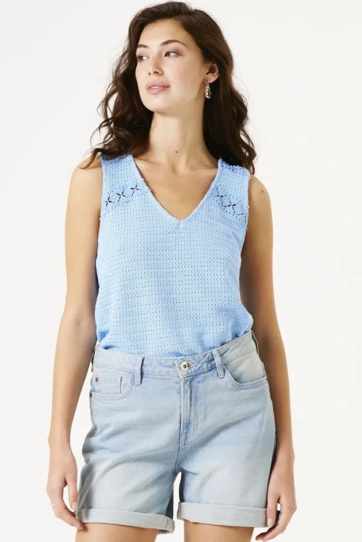 Damen Garcia Tops