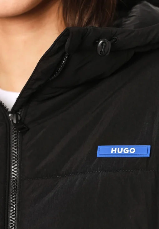 Damen Hugo Blue Wasserabweisende, wattierte Jacke mit blauem Logo-Label
